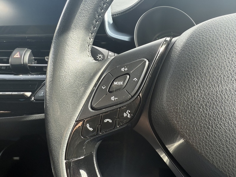 Used Toyota C-HR 2021 for sale - 76411885: Photo 38