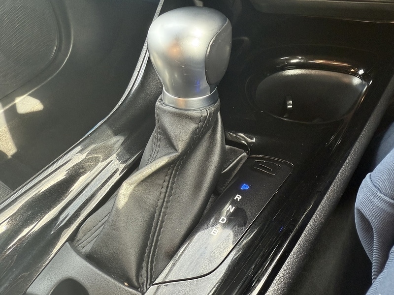 Used Toyota C-HR 2021 for sale - 76411885: Photo 42