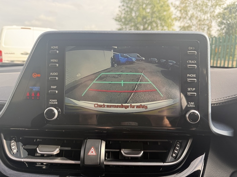 Used Toyota C-HR 2021 for sale - 76411885: Photo 45