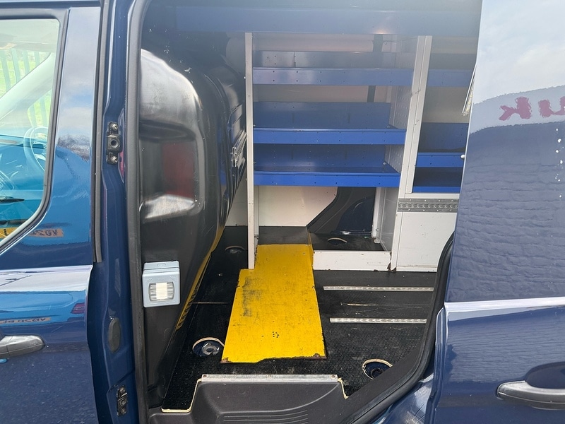 Used Ford Transit Connect 2017 for sale - 76564873: Photo 18