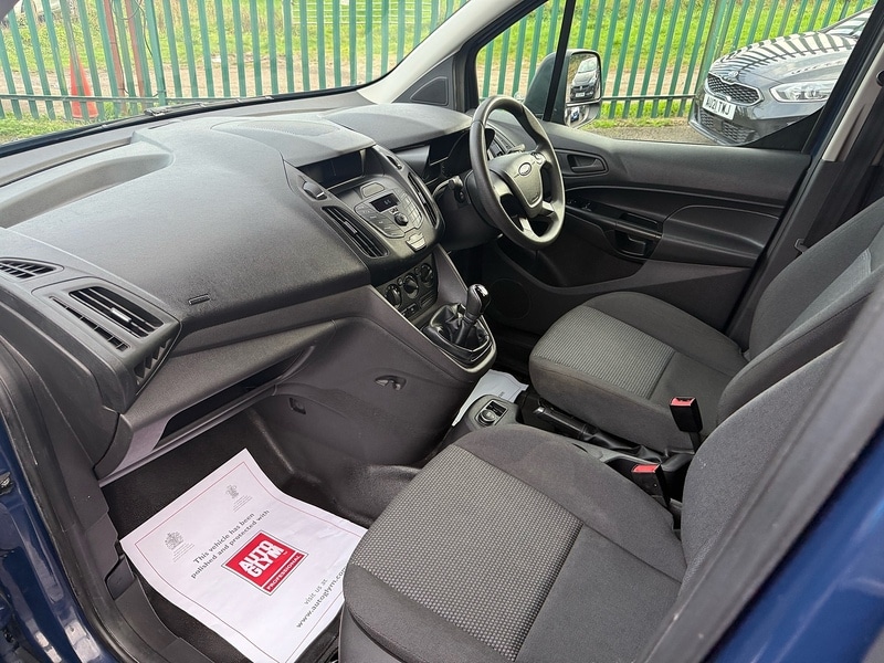 Used Ford Transit Connect 2017 for sale - 76564873: Photo 25