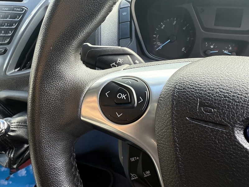 Used Ford Transit Custom 2016 for sale - 76411907: Photo 42