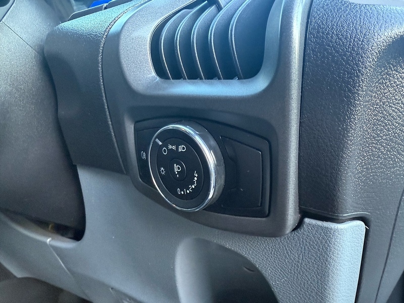 Used Ford Transit Custom 2017 for sale - 76705632: Photo 33