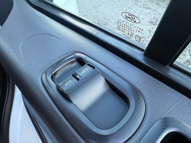 Used Ford Transit Custom 2017 for sale - 76705632: Photo 34