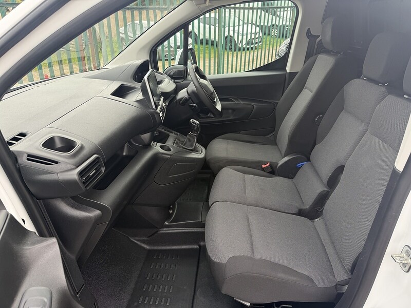 Used Peugeot Partner 2021 for sale - 76411868: Photo 23