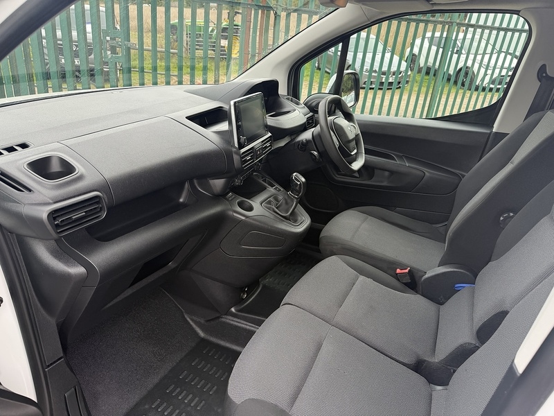 Used Peugeot Partner 2021 for sale - 76411868: Photo 24