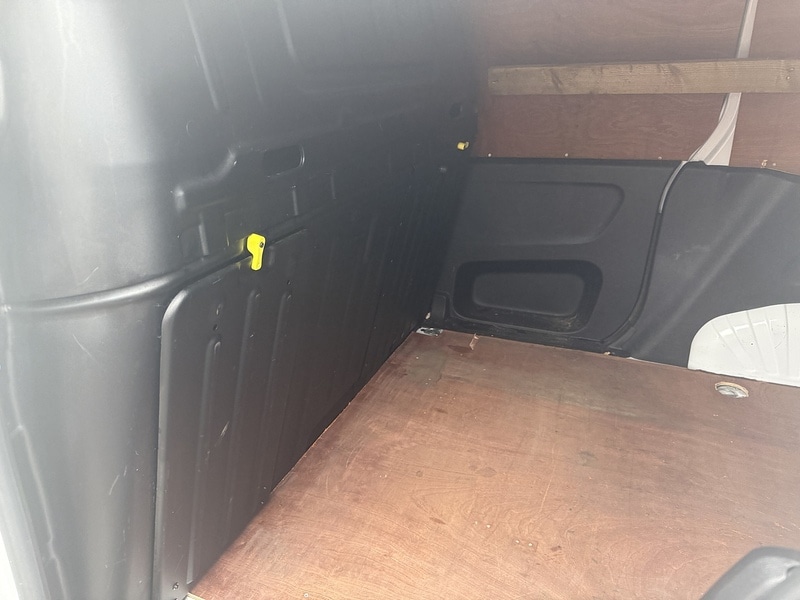 Used Peugeot Partner 2020 for sale - 76411887: Photo 23