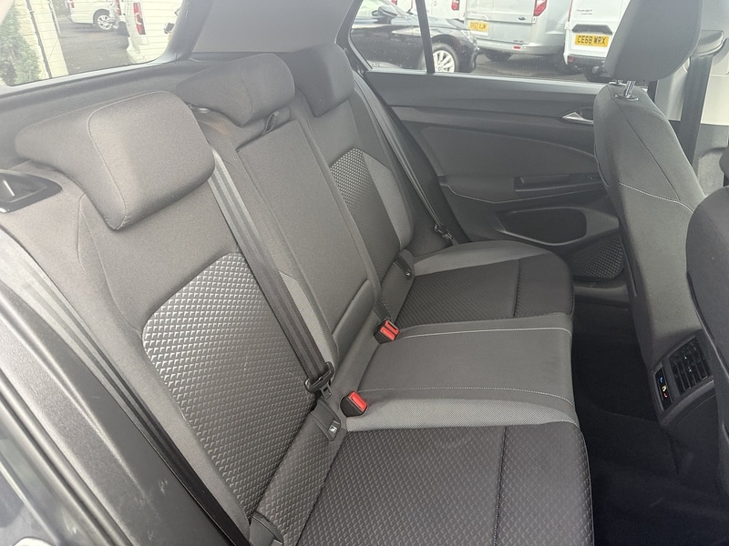 Used Volkswagen Golf 2021 for sale - 76411862: Photo 20