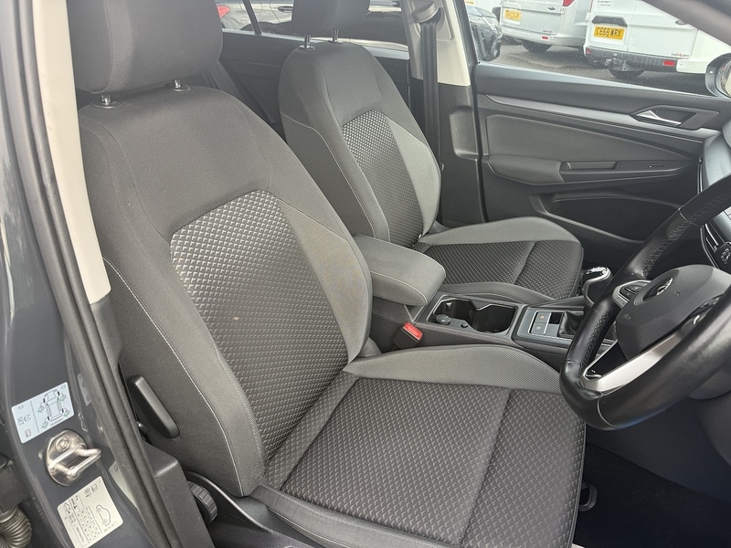 Used Volkswagen Golf 2021 for sale - 76411862: Photo 29