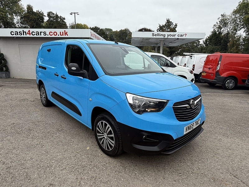 Used Vauxhall Combo 2020 for sale - 76464466: Photo 1