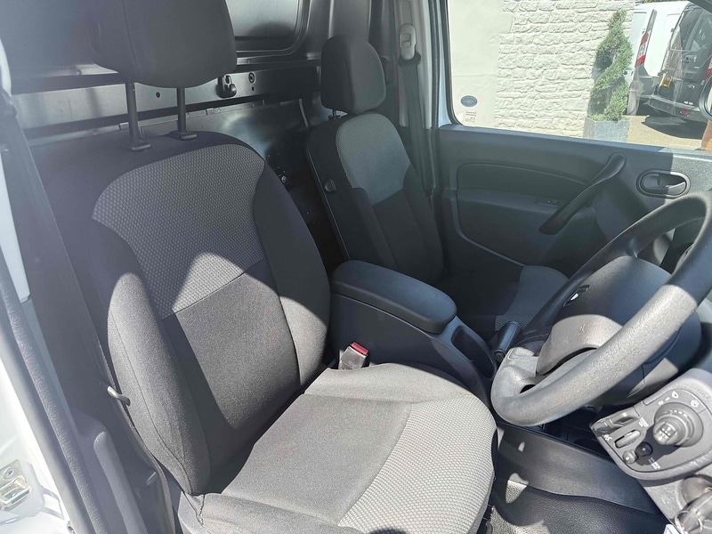 Used Renault Kangoo 2017 for sale - 76411852: Photo 28