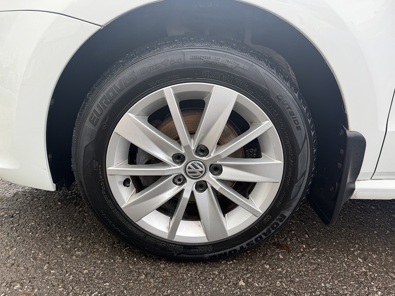 Used Volkswagen Polo 2015 for sale - 76411861: Photo 17