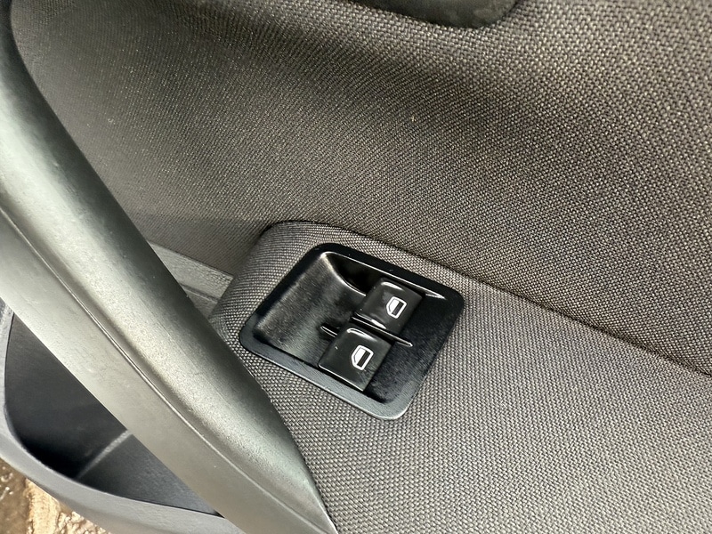 Used Volkswagen Polo 2015 for sale - 76411861: Photo 23