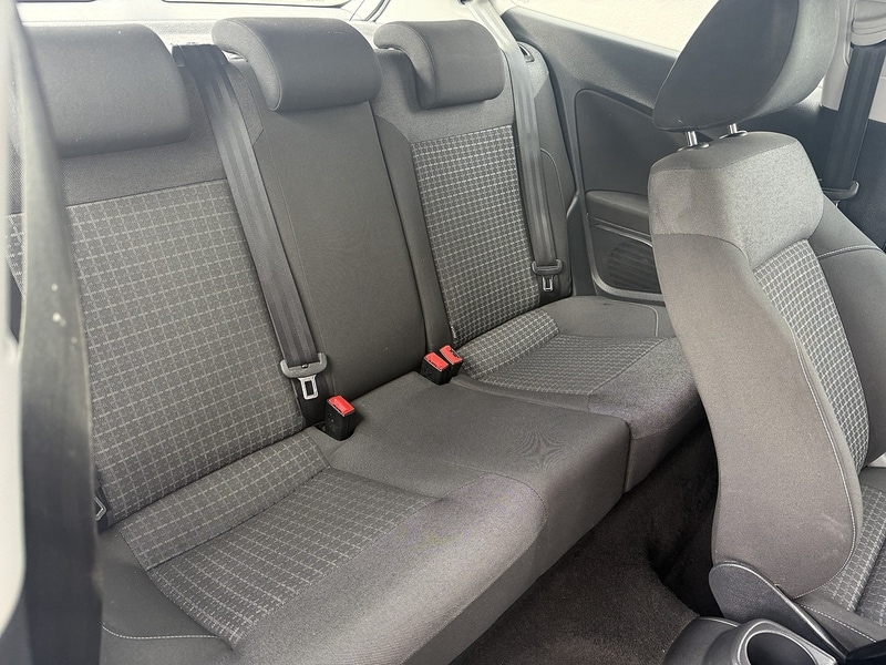 Used Volkswagen Polo 2015 for sale - 76411861: Photo 25