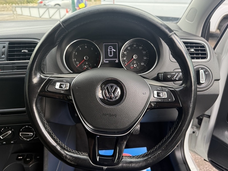 Used Volkswagen Polo 2015 for sale - 76411861: Photo 30