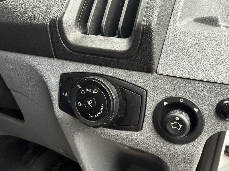 Used Ford Transit 2018 for sale - 76411873: Photo 25