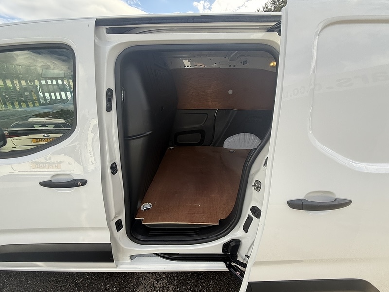 Used Vauxhall Combo 2019 for sale - 76411865: Photo 21