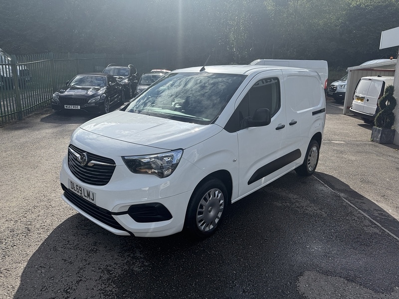Used Vauxhall Combo 2019 for sale - 76411865: Photo 3