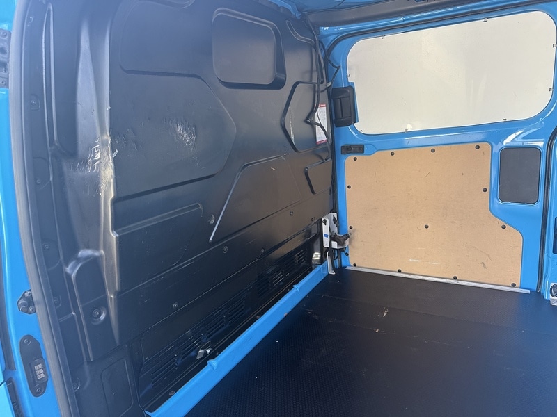 Used Ford Transit Custom 2017 for sale - 76411869: Photo 25
