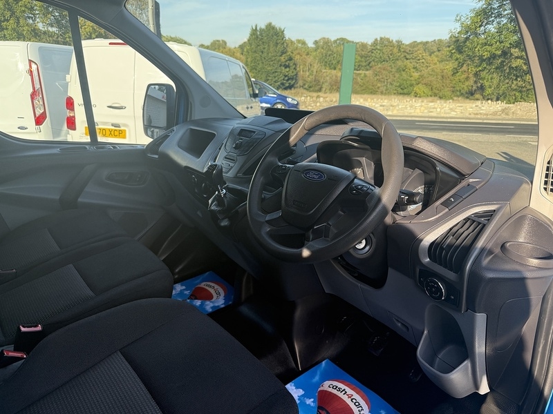 Used Ford Transit Custom 2017 for sale - 76411869: Photo 33