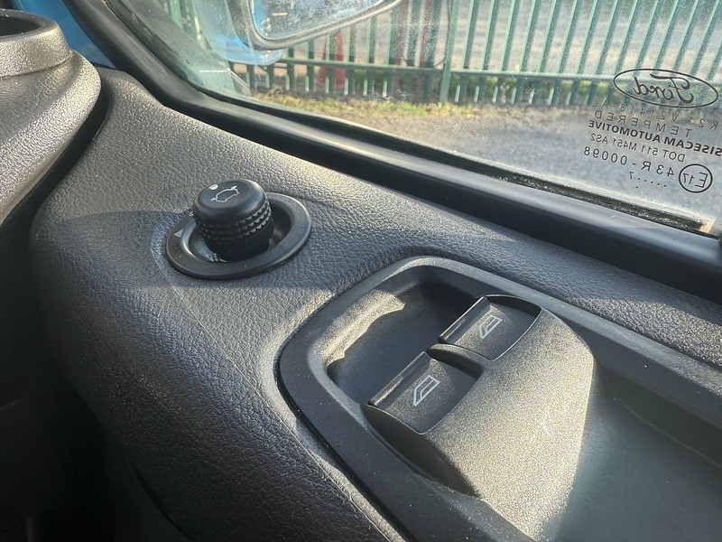 Used Ford Transit Custom 2017 for sale - 76411869: Photo 38