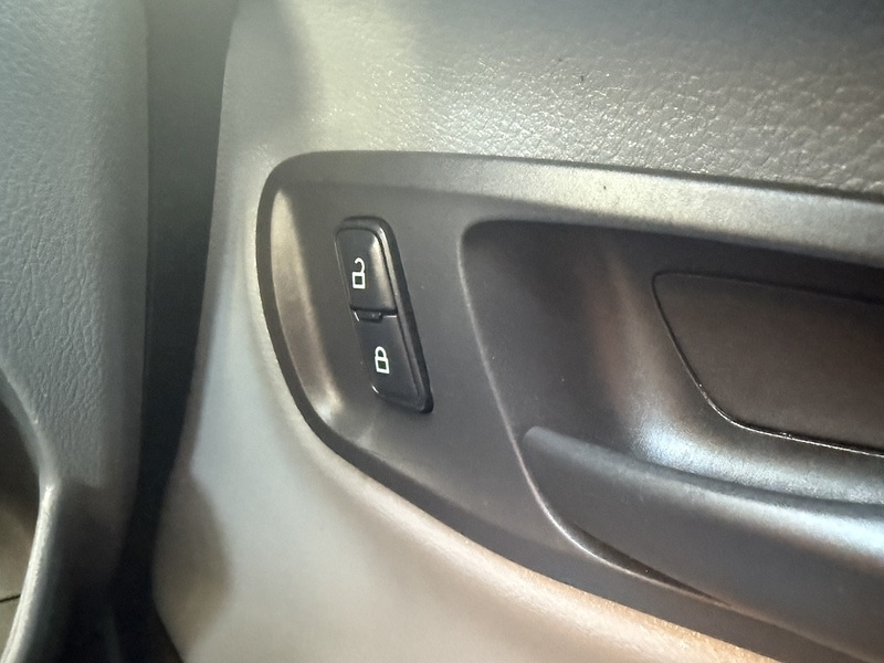 Used Ford Transit Custom 2017 for sale - 76411869: Photo 39