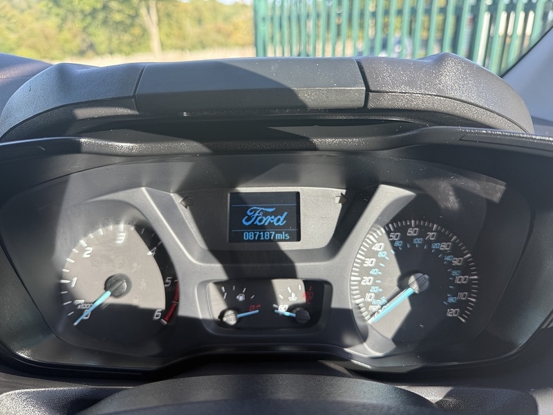 Used Ford Transit Custom 2017 for sale - 76411869: Photo 45