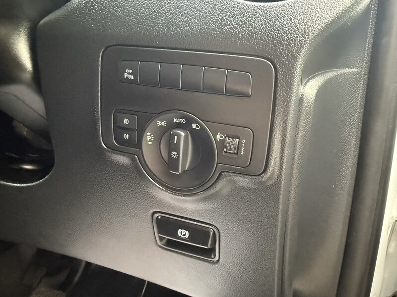 Used Mercedes-Benz Vito 2022 for sale - 76477845: Photo 32