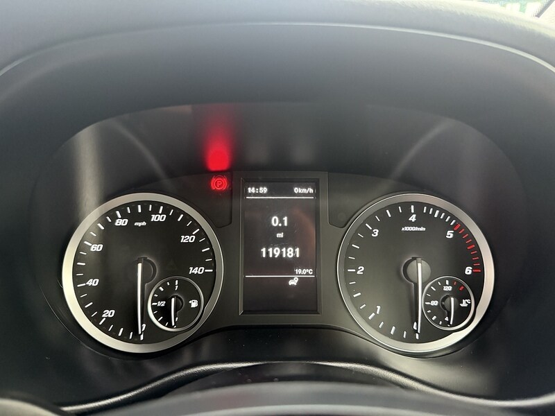 Used Mercedes-Benz Vito 2022 for sale - 76477845: Photo 36