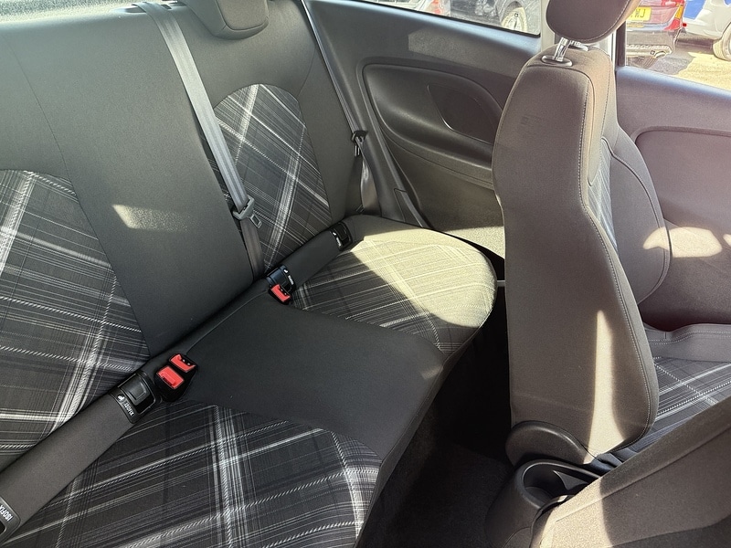 Used Vauxhall Corsa 2015 for sale - 76411910: Photo 23