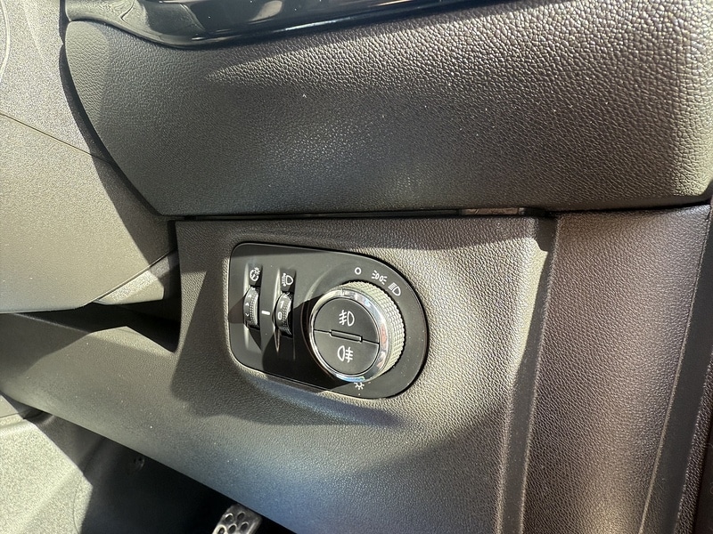 Used Vauxhall Corsa 2015 for sale - 76411910: Photo 25