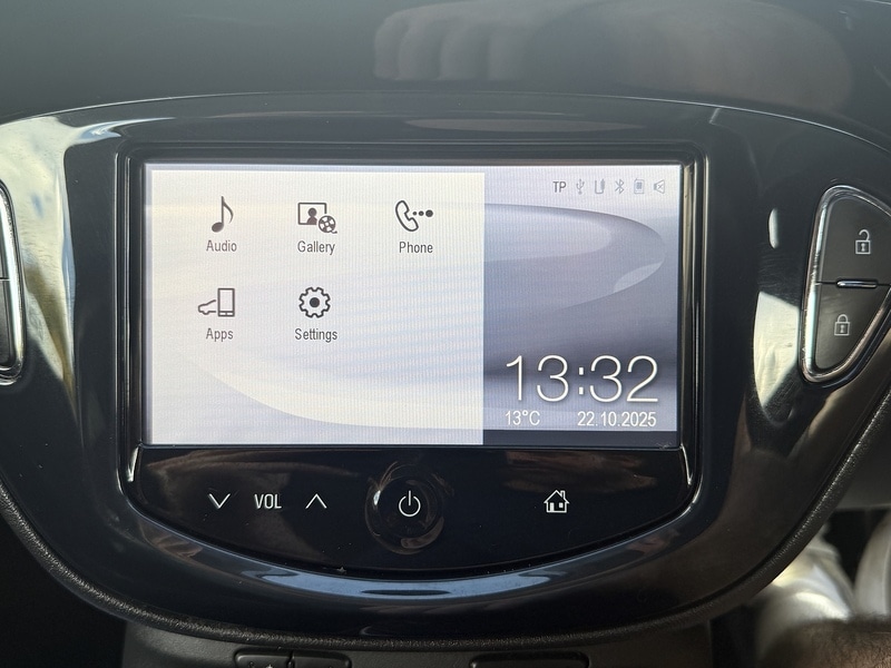 Used Vauxhall Corsa 2015 for sale - 76411910: Photo 36