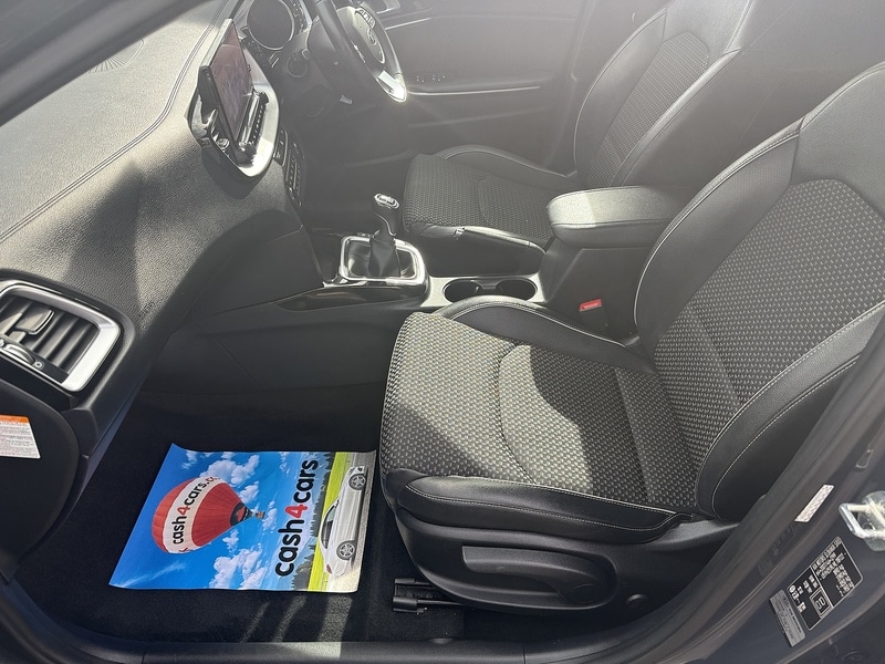 Used Kia Ceed 2021 for sale - 76411871: Photo 24