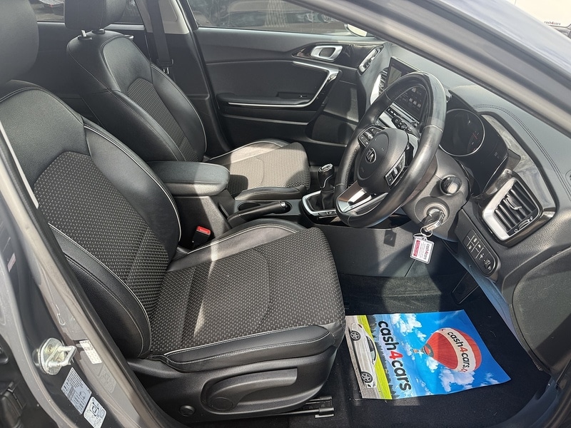 Used Kia Ceed 2021 for sale - 76411871: Photo 29