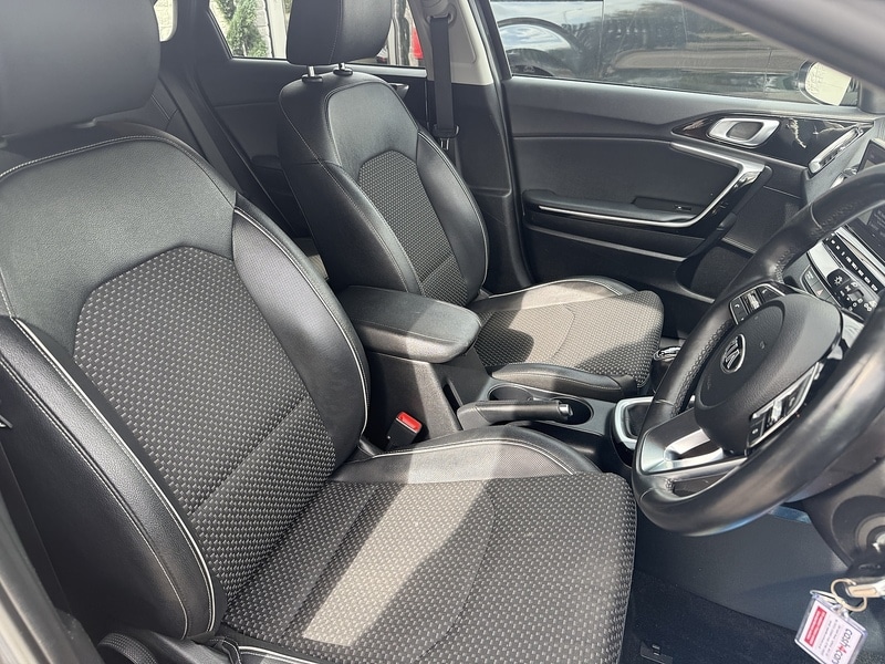 Used Kia Ceed 2021 for sale - 76411871: Photo 31