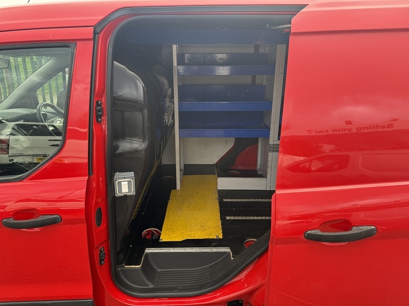 Used Ford Transit Connect 2017 for sale - 76502847: Photo 40