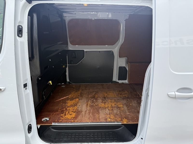 Used Vauxhall Vivaro 2022 for sale - 76411912: Photo 20