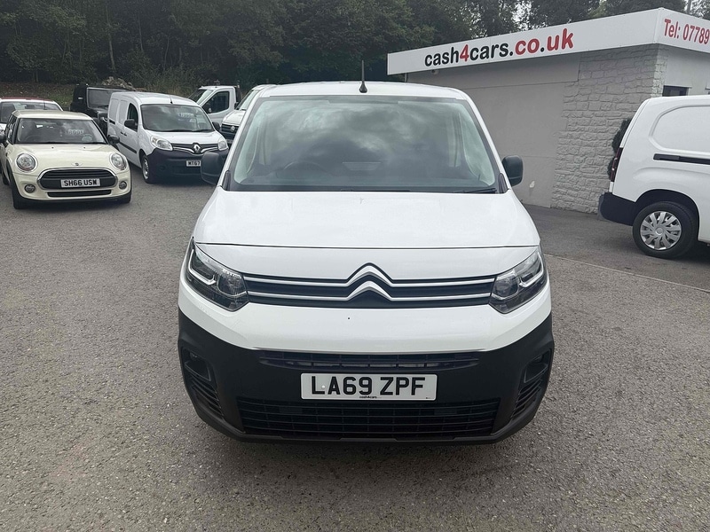 Used Citroen Berlingo 2020 for sale - 76411855: Photo 2