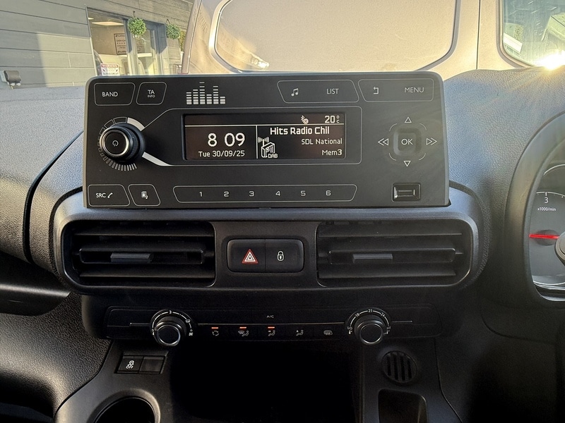 Used Vauxhall Combo 2019 for sale - 76411884: Photo 21