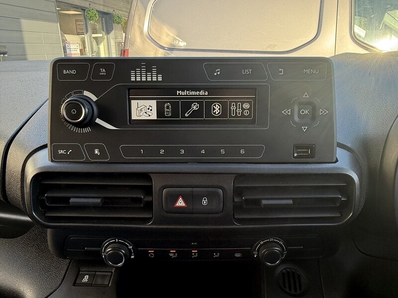 Used Vauxhall Combo 2019 for sale - 76411884: Photo 25