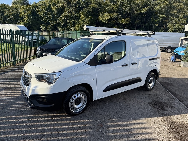 Used Vauxhall Combo 2019 for sale - 76411884: Photo 4