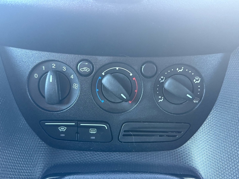 Used Ford Transit Connect 2017 for sale - 76591273: Photo 40