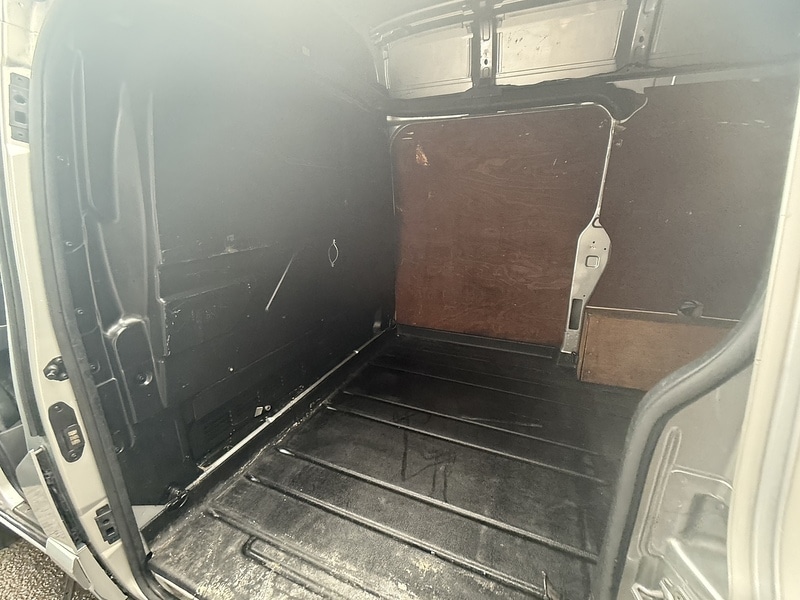 Used Ford Transit Custom 2015 for sale - 76411892: Photo 24