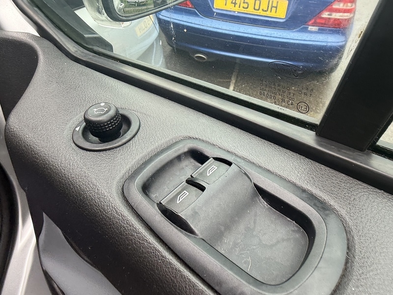 Used Ford Transit Custom 2015 for sale - 76411892: Photo 26