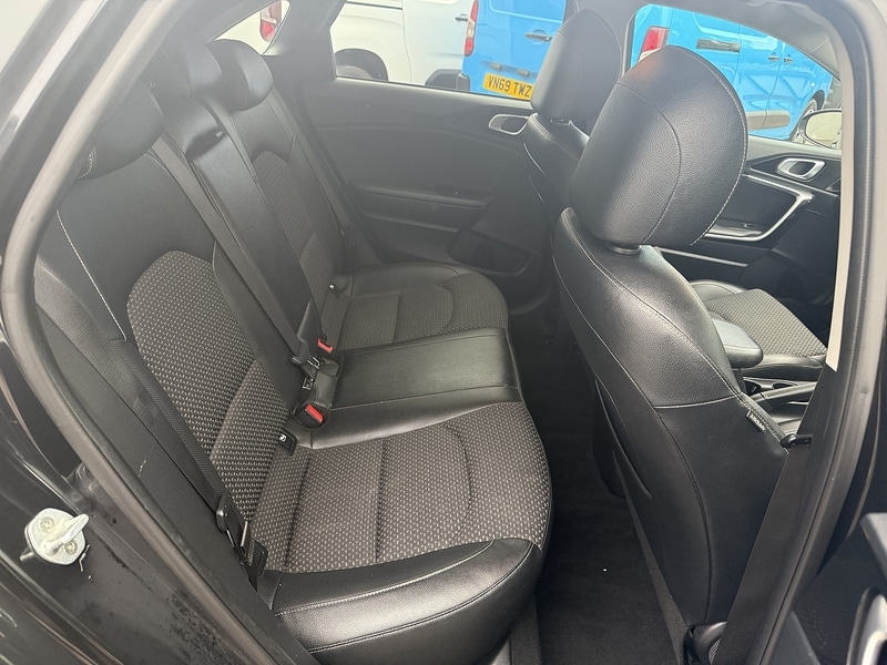 Used Kia Ceed 2021 for sale - 76411867: Photo 22