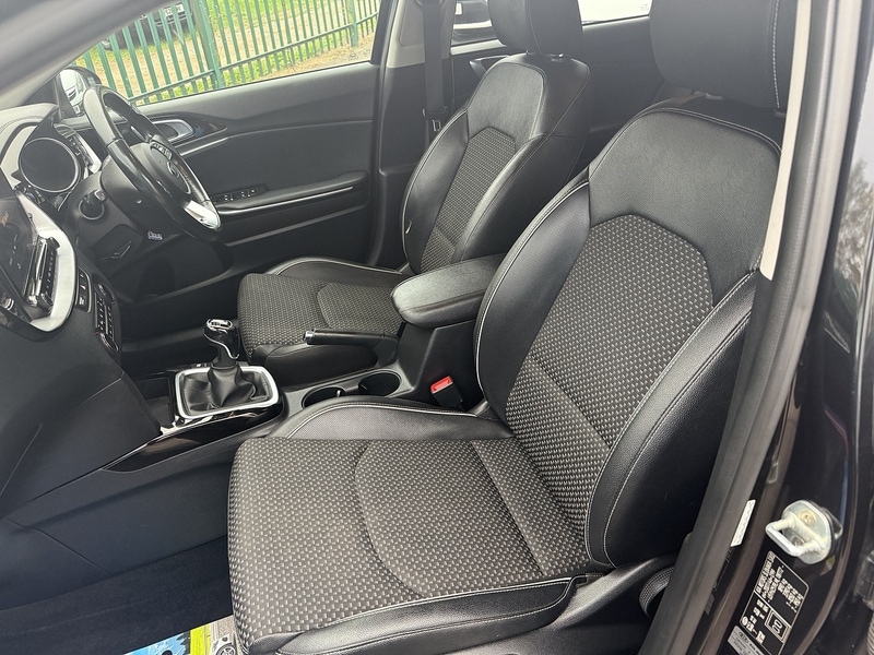 Used Kia Ceed 2021 for sale - 76411867: Photo 29