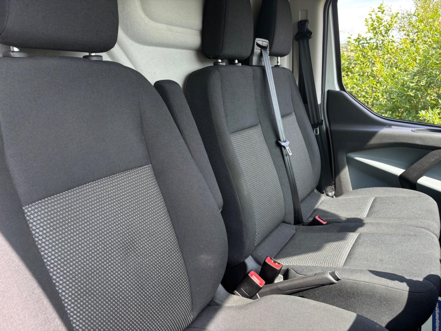 Used Ford Transit Custom 2018 for sale - 74964679: Photo 27