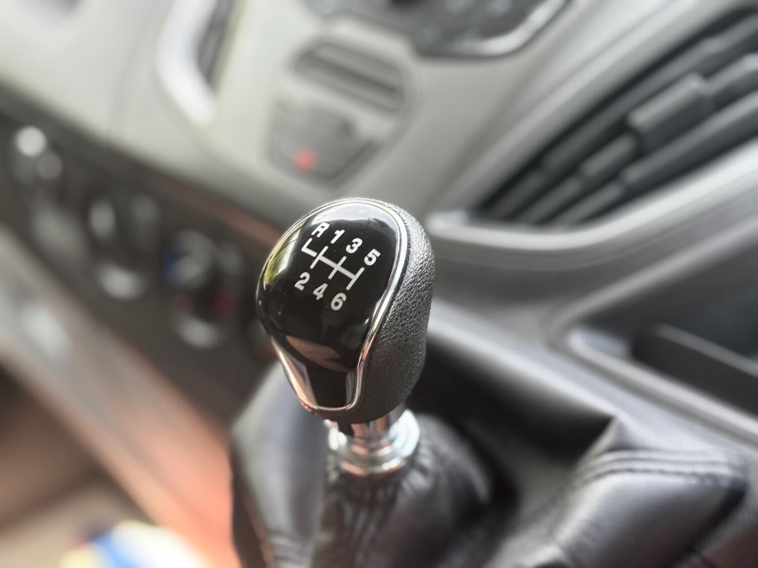 Used Ford Transit Custom 2018 for sale - 74964679: Photo 33