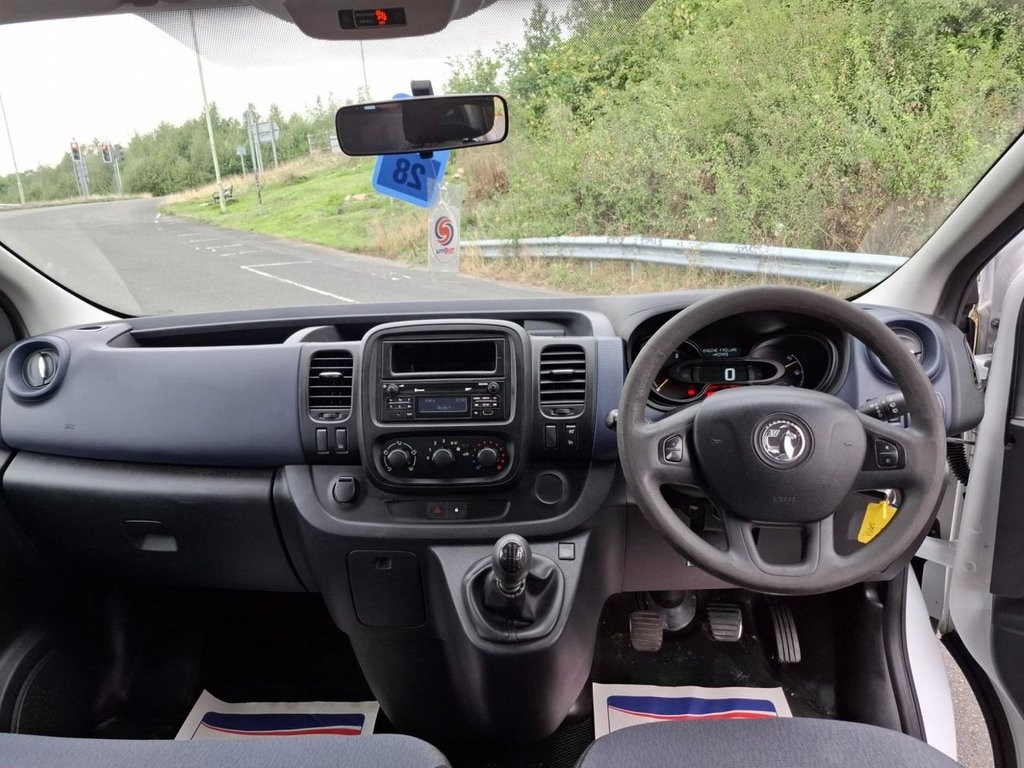 Used Vauxhall Vivaro 2015 for sale - 76407642: Photo 10