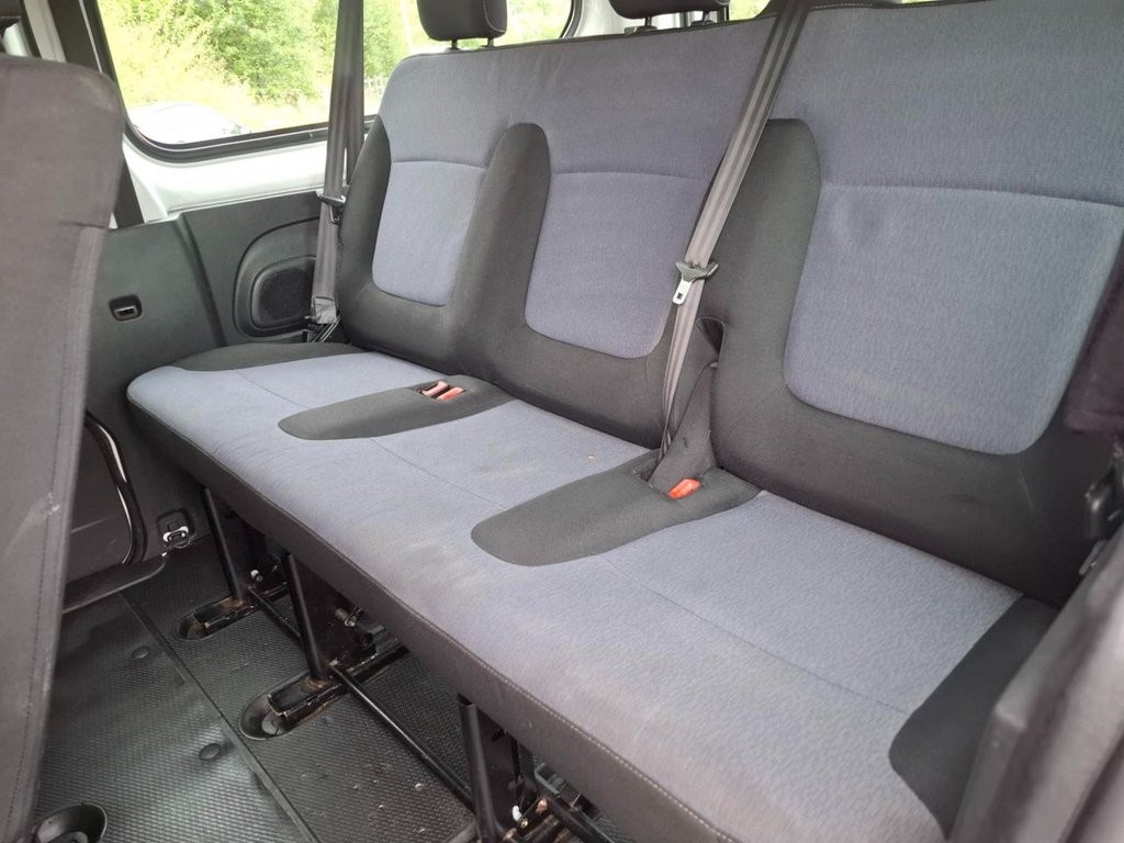 Used Vauxhall Vivaro 2015 for sale - 76407642: Photo 12